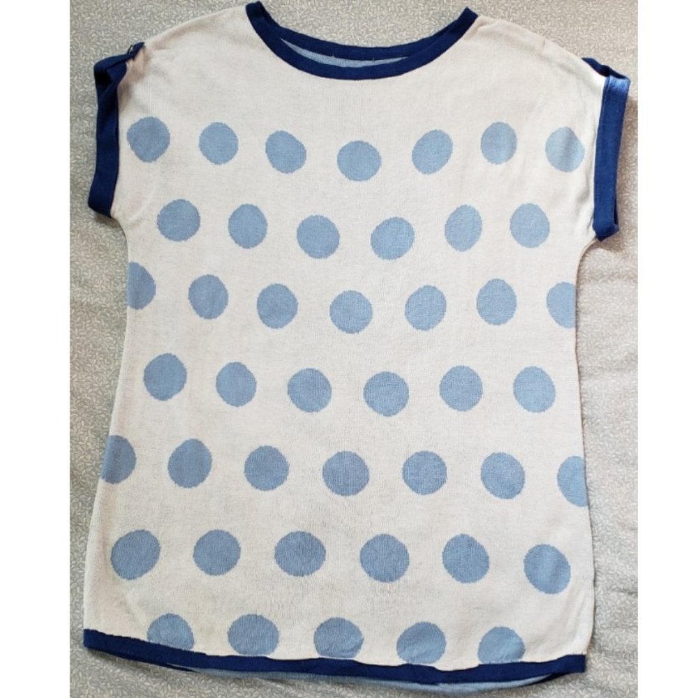Big polk-a-dot short sleeved sweater